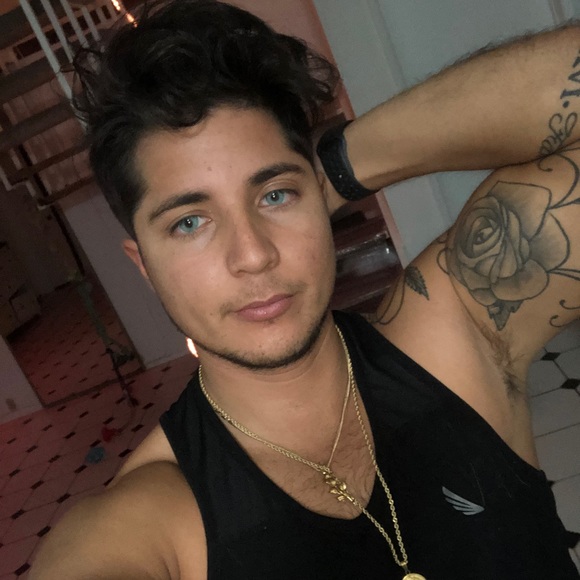 Meet your Posher, Joseph - Picture 2 of 7